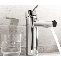Смеситель для раковины Grohe Essence New 32898001 стандартный