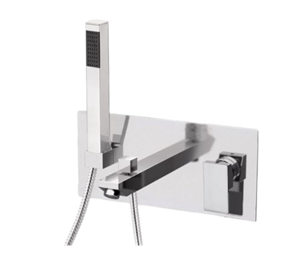 Фото Смеситель для ванны Remer Q-Design QD04
