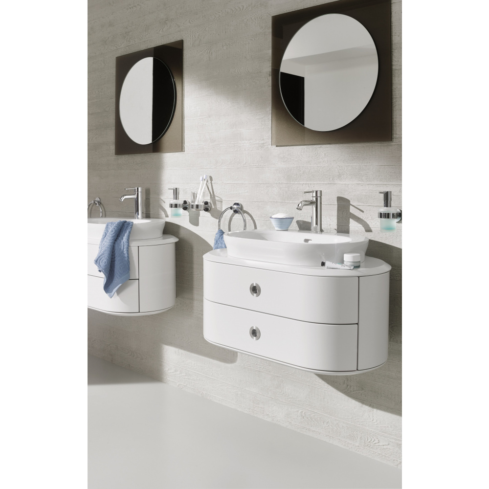 Смеситель для раковины Grohe Essence New 23589001 стандартный