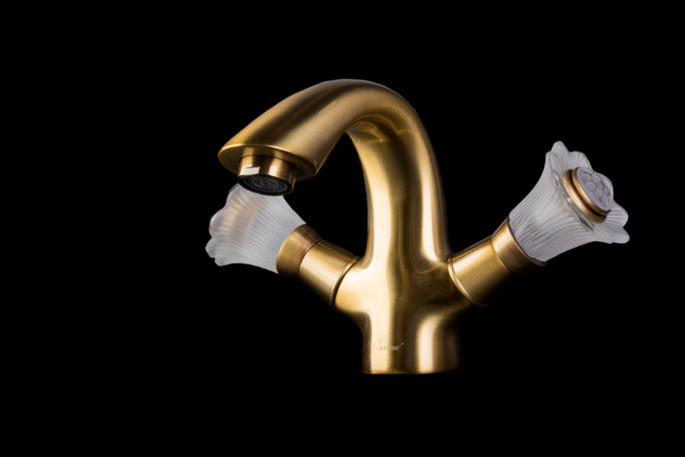 Фото Смеситель для умывальника Boheme Camelia (311-Camelia) бронза