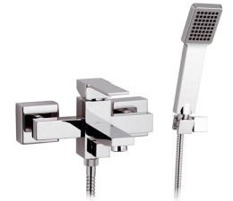 Фото Смеситель Remer для ванны короткий нос RR Q02