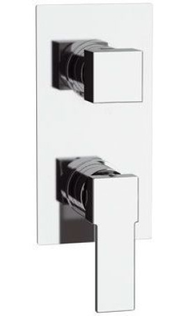 Фото Смеситель Remer для ванны встраиваемый RR Q92