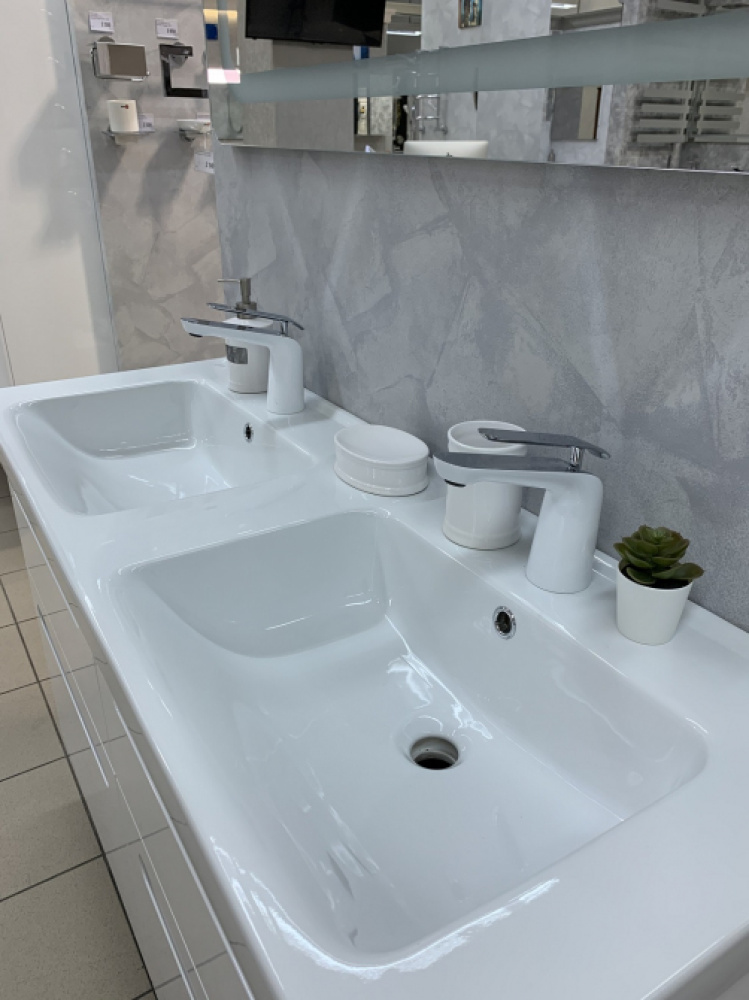 Фото Смеситель для раковины Timo Olivia (3261/00F chrome white)