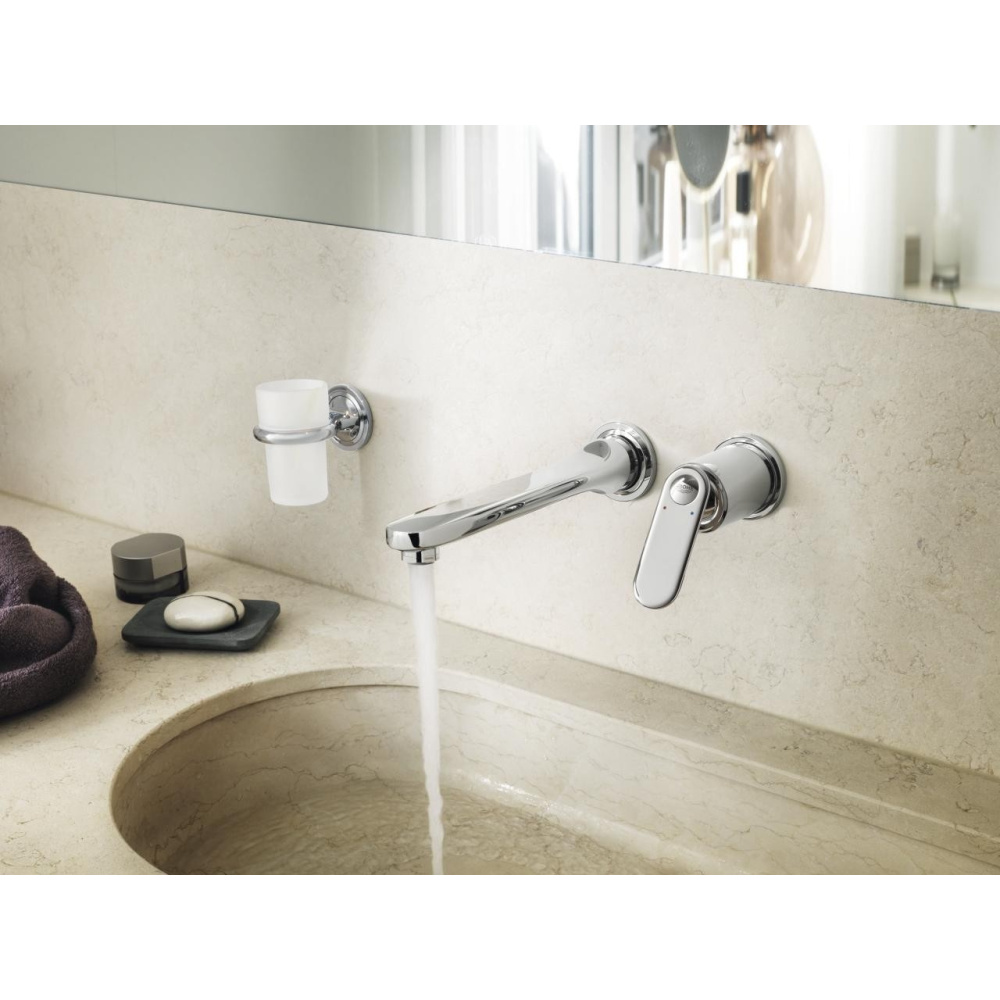 Смеситель Grohe Veris 32191000 для раковины