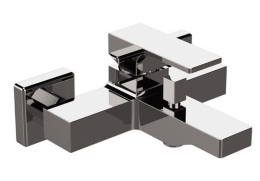 Фото Смеситель Remer для ванны короткий нос RR AU05