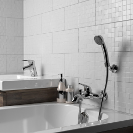 Фото Смеситель для раковины Paini Smile 39CR205CAKM хром