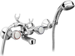 Фото Смеситель Remer для ванны короткий нос RR 02Y 1/2 рез