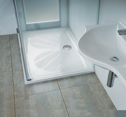 Фото Душевой поддон из искусственного камня Ravak Gigant Pro 120x70 XA03G101010 Белый