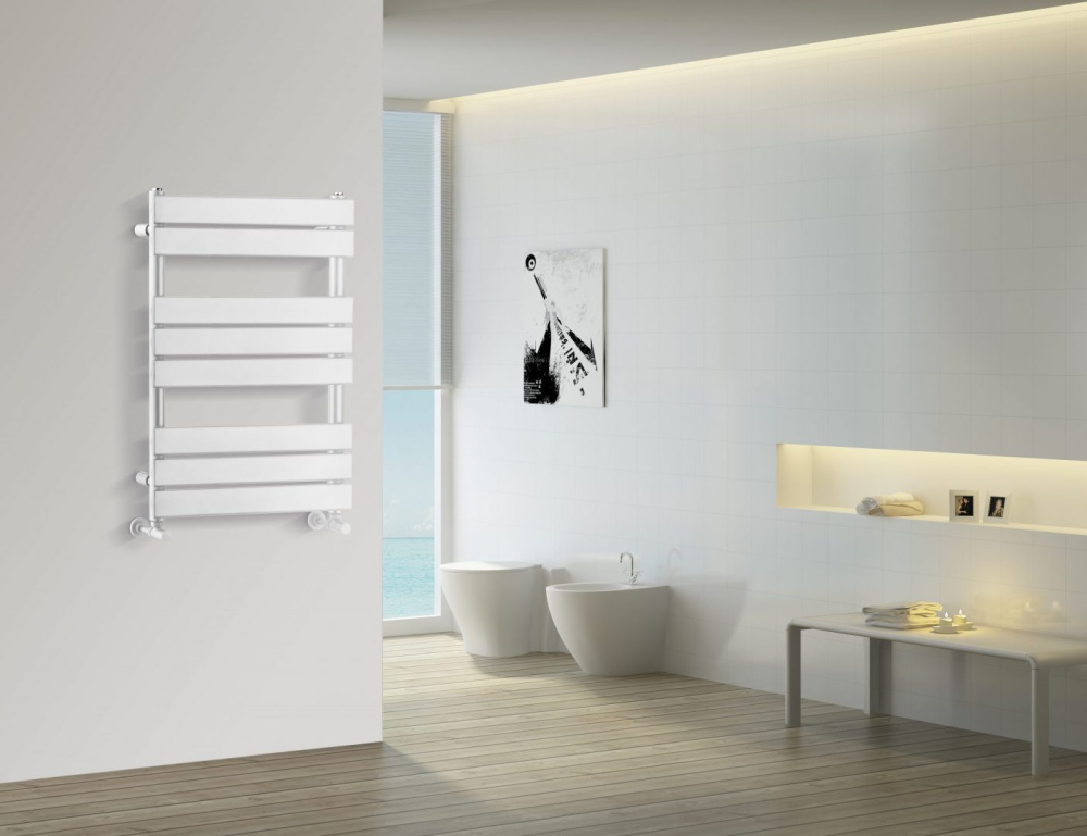 Фото Полотенцесушитель водяной Boheme Venturo (720-MW) белый матовый