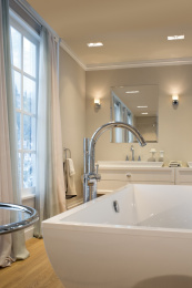 Grohe Grandera 23318000 Смеситель для ванны, напольный