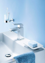 Фото Grohe Eurocube 23446000 Смеситель для раковины стандартный