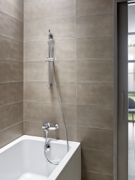 Фото Смеситель для ванны с душем Roca Victoria (5A0225C0M) хром