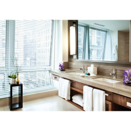 Смеситель Grohe Essence 33562000 для раковины, д/к