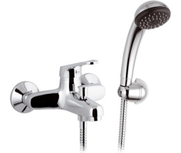 Фото Смеситель Remer для ванны короткий нос RR R02 35mm