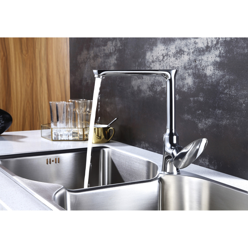 Смеситель для кухонной мойки Lemark Nero (LM0205C) хром