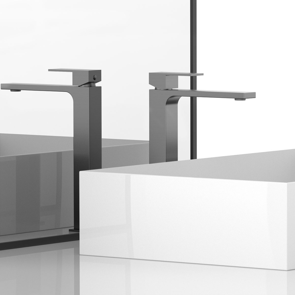 Фото Смеситель для раковины Vincea Cube (VBF-1C02GM) вороненая сталь