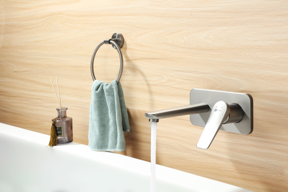 Смеситель для раковины Lemark Bronx (LM3726GM) графит