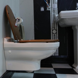 Фото Подвесной унитаз Villeroy Boch Hommage 6661B0R1