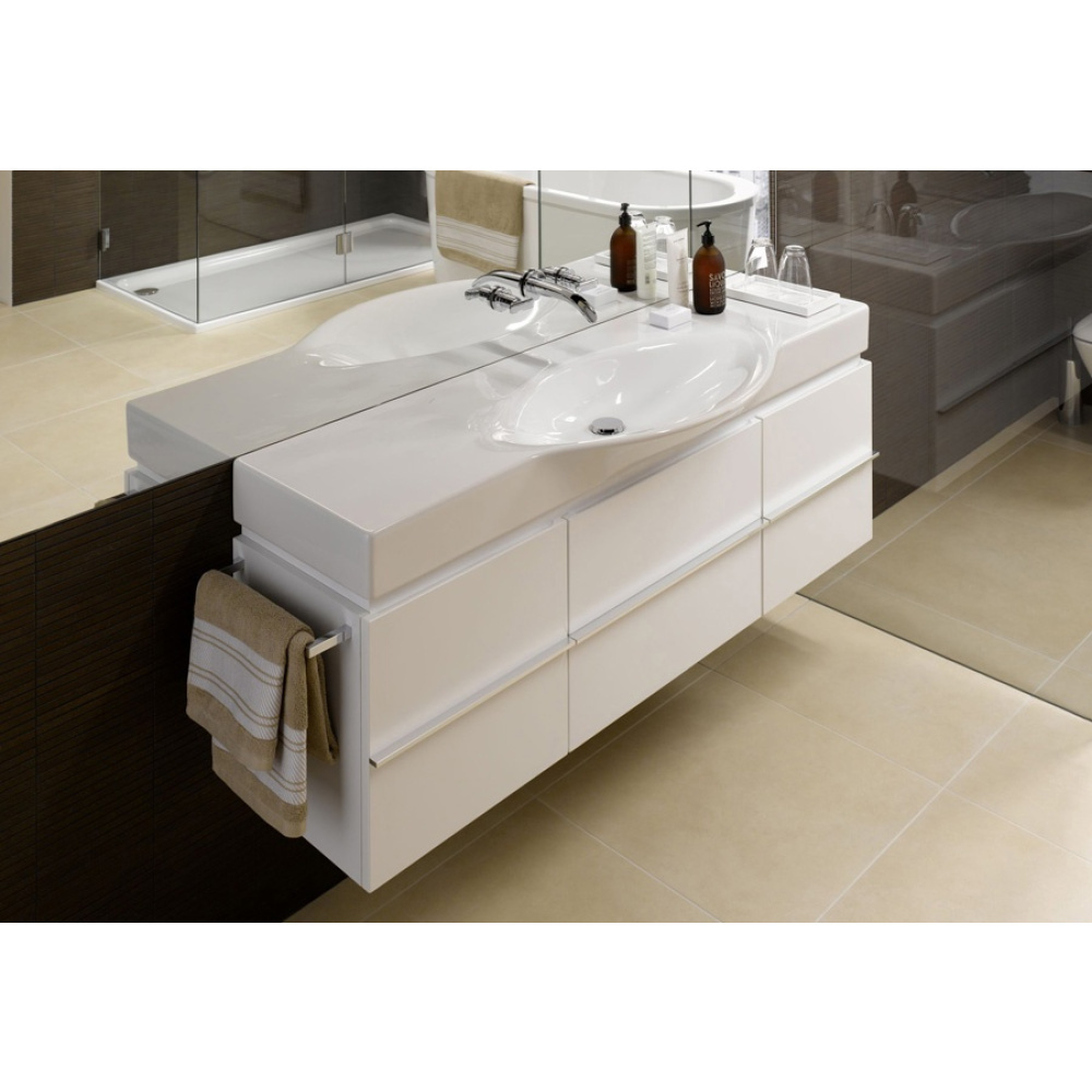 Раковина Laufen Palace 8.1270.4.000.104.1 с полотенцедержателем, 120 см