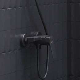 Фото Смеситель для душа Damixa Merkur (402000300) черный
