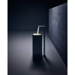 Фото Axor MyEdition 47040000 Смеситель для раковины