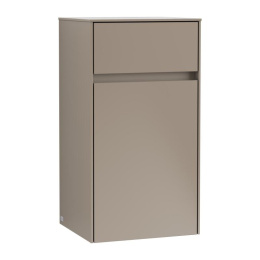 Фото Villeroy Boch Collaro C03200VG Шкаф боковой для ванной комнаты, петли слева (Truffle Grey)