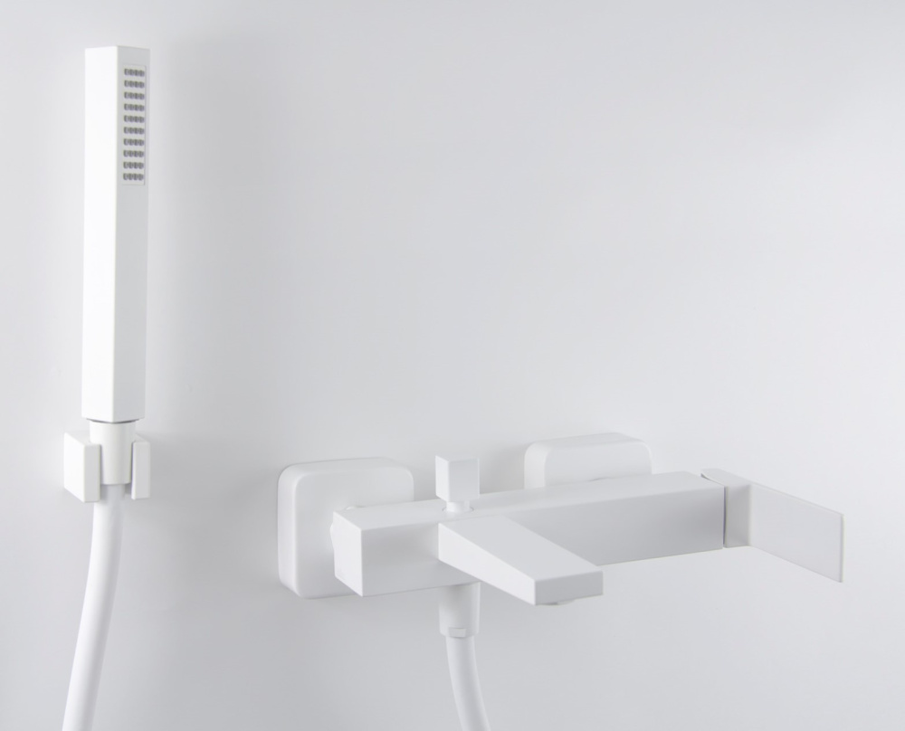 Смеситель для ванны Webert Pegaso PE850101740, белый