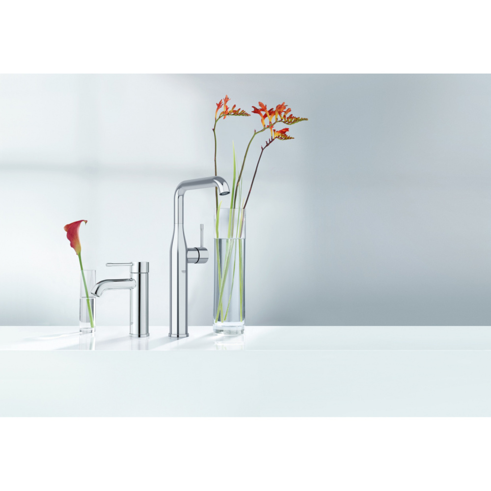 Смеситель для раковины Grohe Essence New 23589001 стандартный