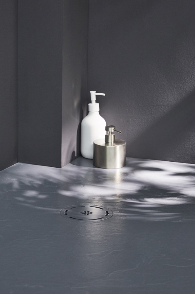 Поддон Jacob Delafon Singulier E67004-NAD, 130 x 70 см, материал Neoroc с антискользящим покрытием, 