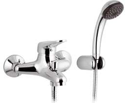 Фото Смеситель Remer для ванны короткий нос RR K02