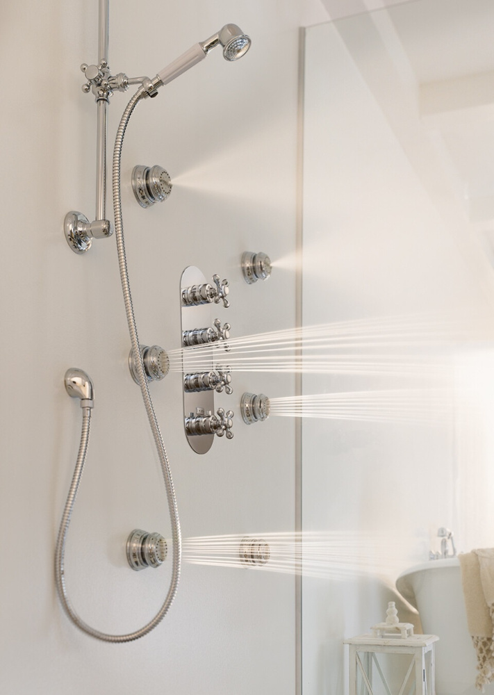 Смеситель термастатический для душа Nobili GRC5104GDP на 4 потребителя, золото