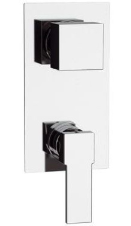 Фото Смеситель Remer для ванны встраиваемый RR Q94 4 вых.