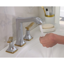 Смеситель для раковины на 3 отверстия 31331000 Hansgrohe Metropol Classic (хром)