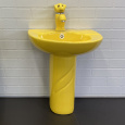 Комплект детский COMFORTY (жёлтый): раковина 0991Y с донным клапаном DK-02Y + пьедестал P0991Y + сме