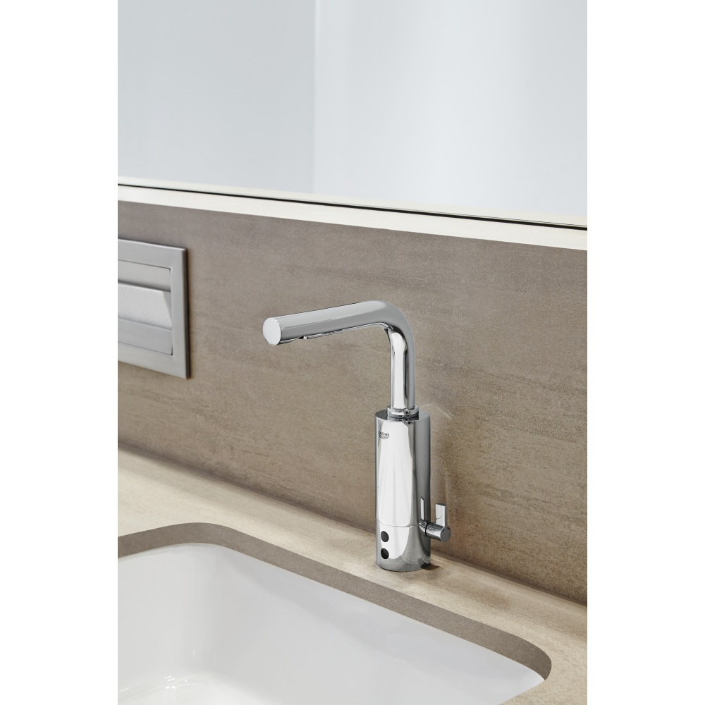 Смеситель Grohe Essence E 36088000 для раковины, сенсорный