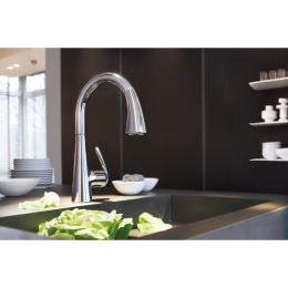 Смеситель для кухни Grohe Zedra 32294001 выдвижной излив