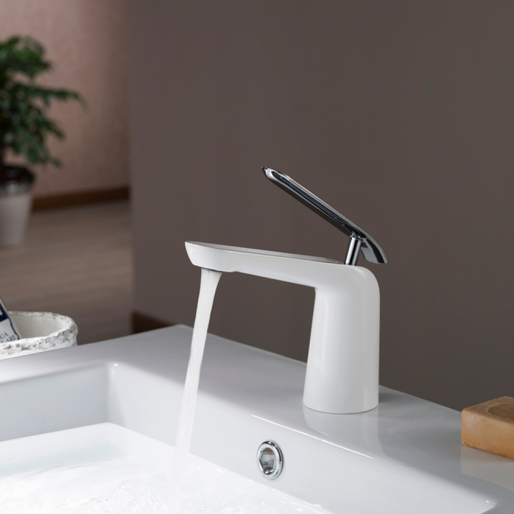 Фото Смеситель для раковины Timo Olivia (3261/00F chrome white)