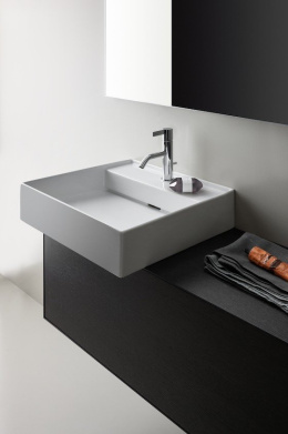 Раковина Laufen Kartell by Laufen 8.1533.1.757.111.1