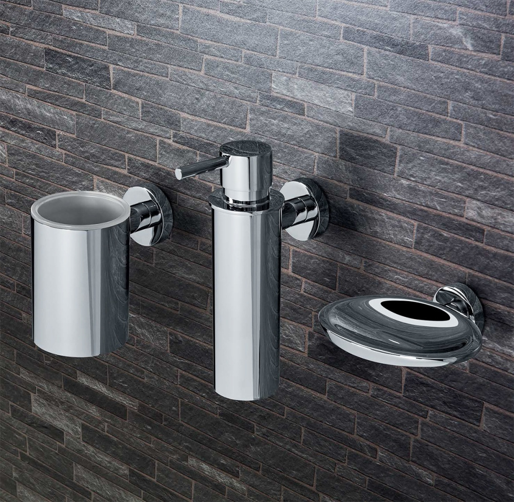 Фото Colombo Design PLUS W4981.NM - Дозатор для жидкого мыла 150 мл (черный матовый)