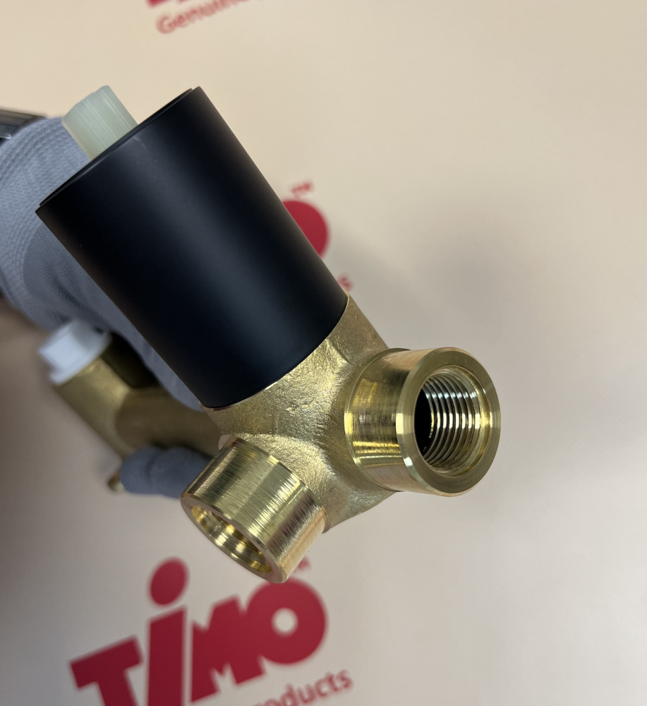 Фото Смеситель для раковины встроенный Timo Anni 2771/03SM черный