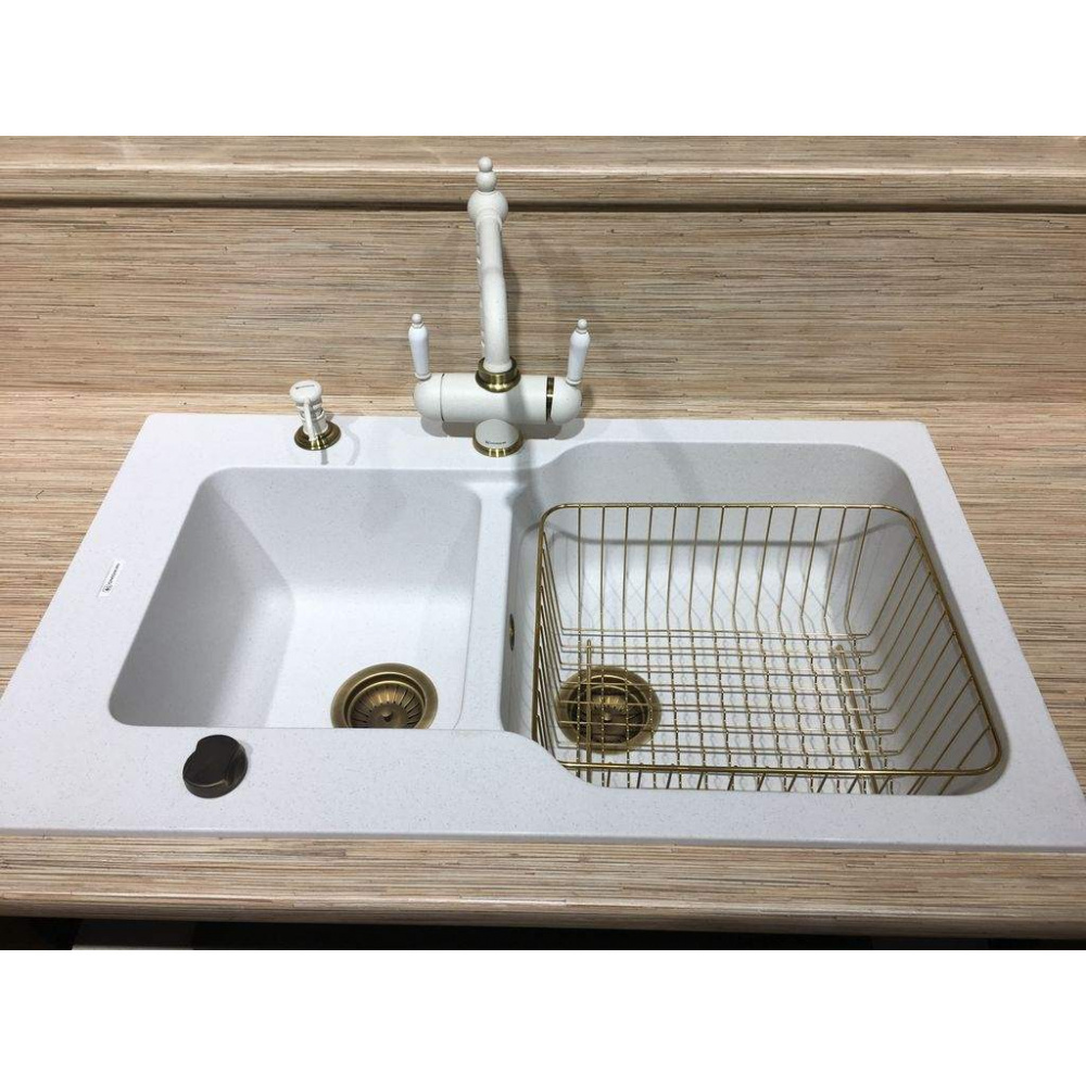 Смеситель для кухни Omoikiri Amagasaki (4994233) марципан