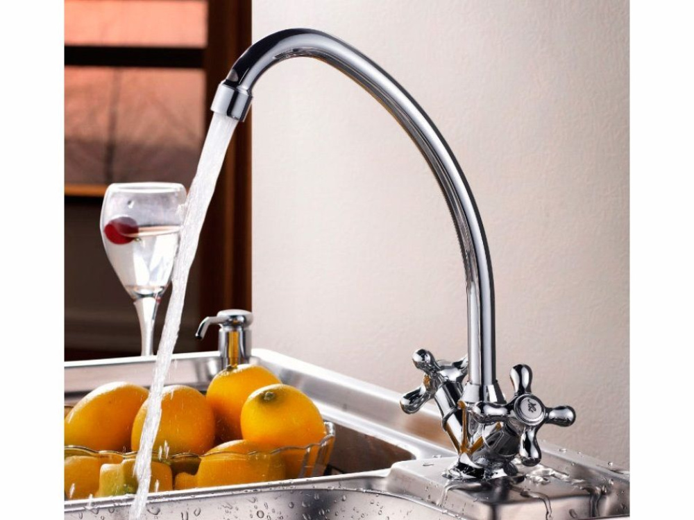 Фото Смеситель для раковины Rossinka H (H02-62)