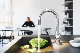 Смеситель для кухни Grohe Zedra 32294001 выдвижной излив