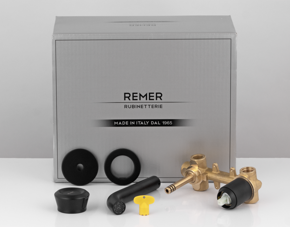 Фото Смеситель для раковины Remer Element ET15PNO, черный матовый