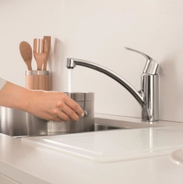 Фото Grohe Eurosmart 33281002 Смеситель для кухни стандартный