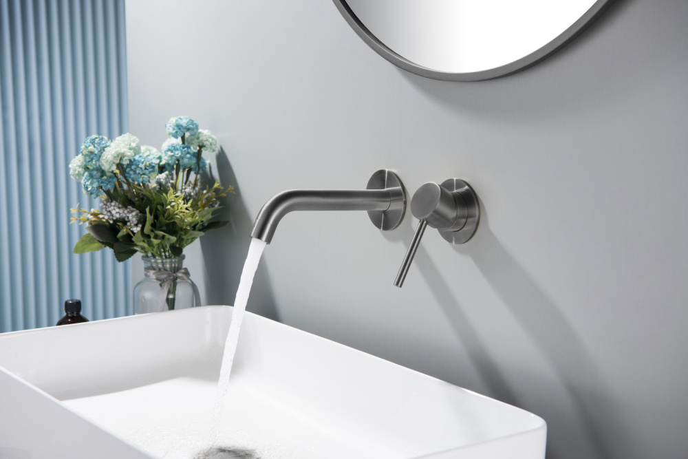 Фото Смеситель для раковины встроенный Timo Saona 2372/18SM черное золото