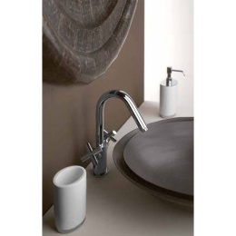 Дозатор жидкого мыла Gessi Ovale (25338#031) белый