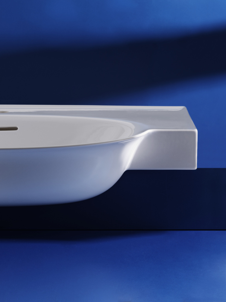 Раковина Laufen New Classic 8.1385.3.000.109.1 60 х 48 х 16.5 см, SaphirKeramik, без отверстия, белы