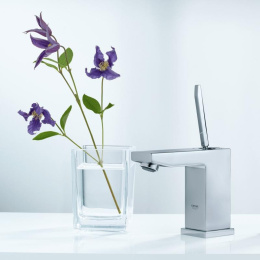 Смеситель для раковины Grohe Eurocube Joy 23654000