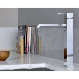 Cristina Contemporary Lines KQ52251 Смеситель для кухни